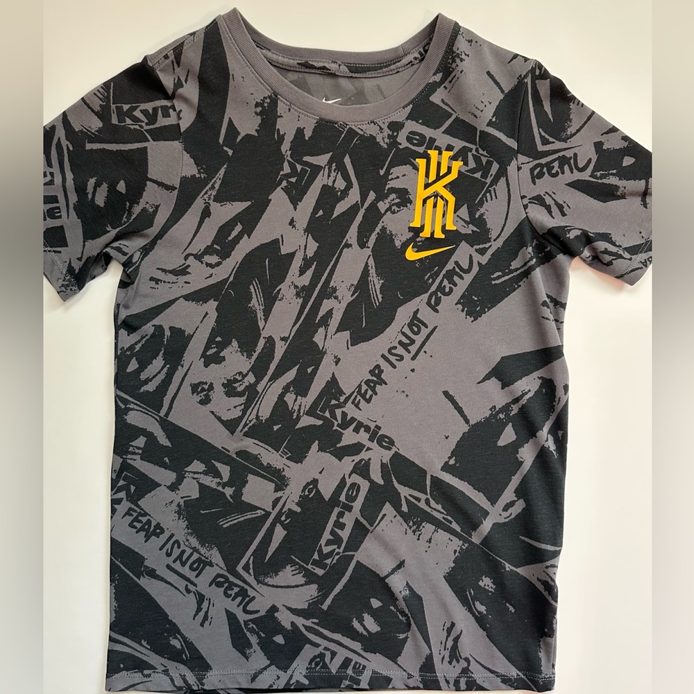 Big kids Nike crew neck T-Shirt